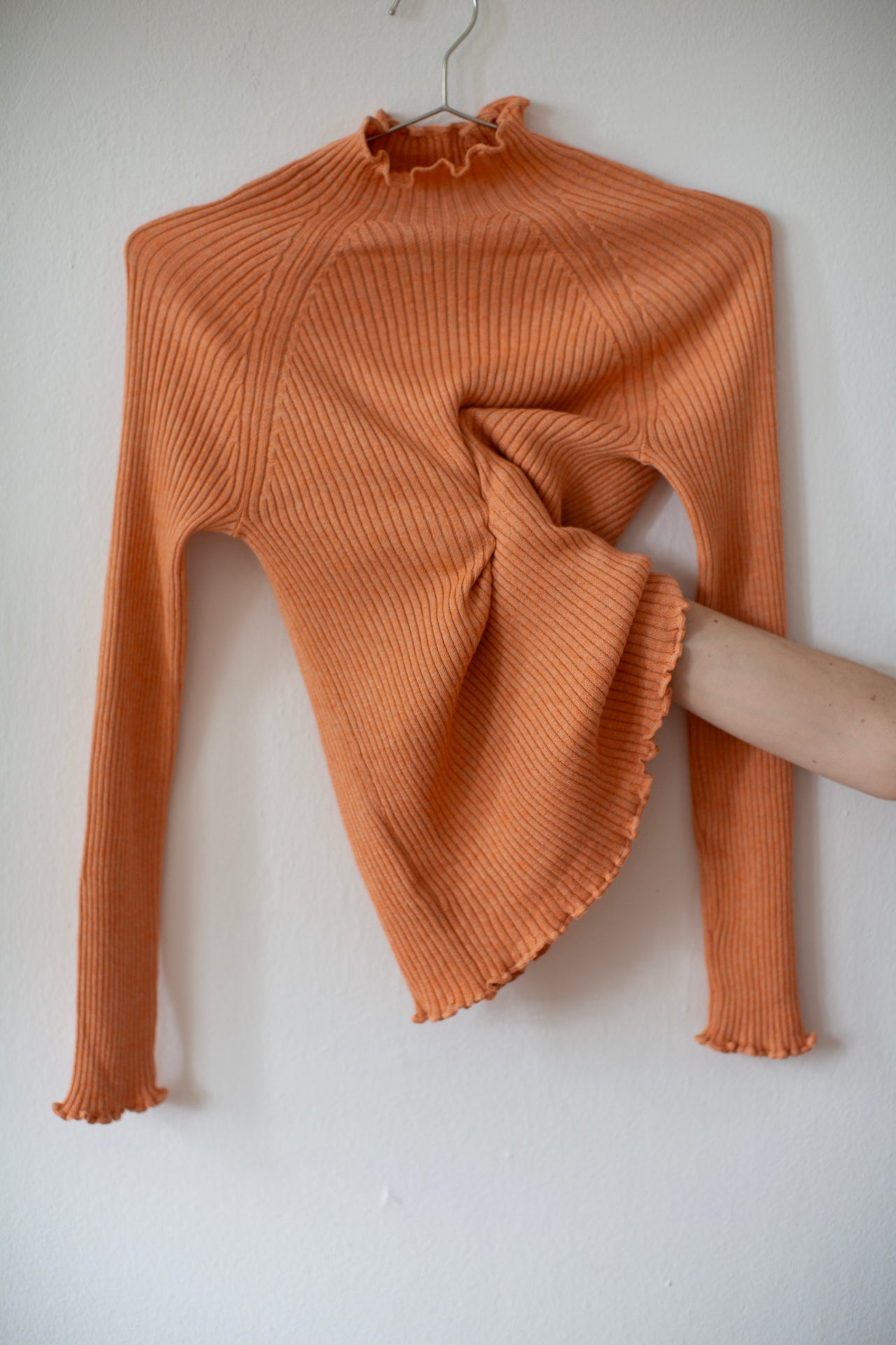 Bruno Turtle Neck Top Naranja